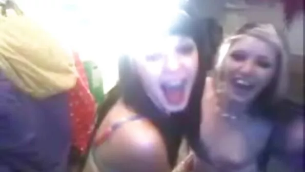 جبهة تحرير مورو سكس تركي مترجم للعربيه الإسلامية ديك كبيرة مارس الجنس في مرحلة العامة