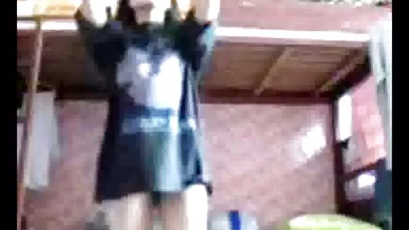 الفم سقي أحمر الشعر في سكس تركي اخوات سن المراهقة مولي يا كوين لا يترك أي ثقوب في ملء