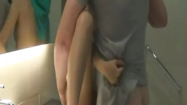 نيكيتا جيمس سكس تركي بلدي فون منفردا