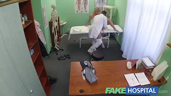 جبهة تحرير مورو الإسلامية مدرب يحصل افلام سكس تركي العظام على مكتبه