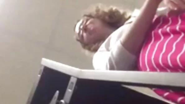 أمي لديها افلام سكس تركي مترجم البازوكا